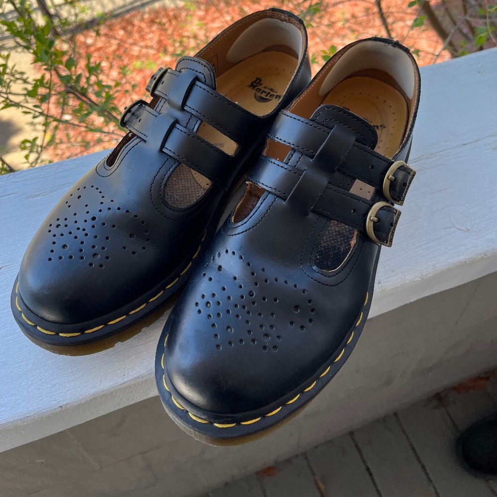 Dr. Marten Leather Mary Janes